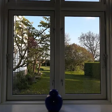 Fuglsanggaard. Private Annex In Nature. Daire Præstø